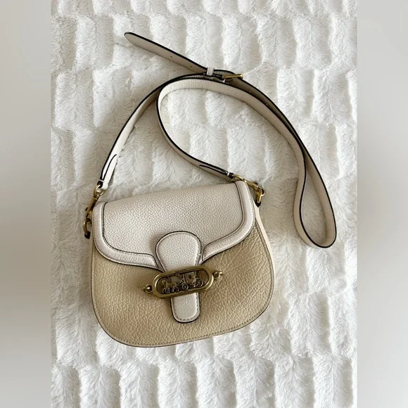 Coach Jade Saddle Bag In Colorblock. Cream Crossbody Bag with Gold Hardware - Picture 2 of 13